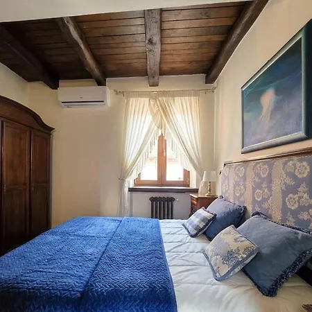 Casa Rossa Panoramic In Old Town