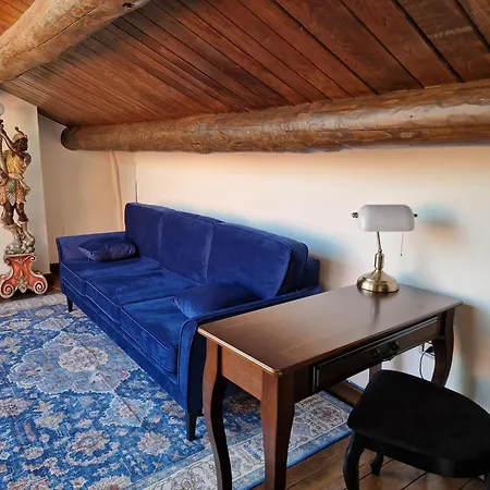 Casa Rossa Panoramic In Old Town * ماراتييا